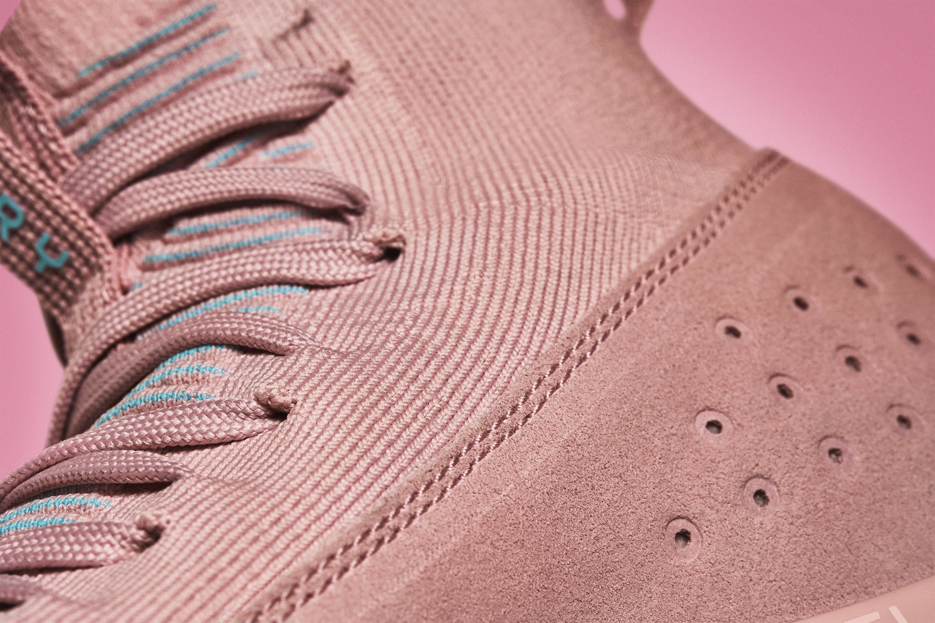 アンダーアーマー カリーシリーズからヘリテージモデル「カリー4