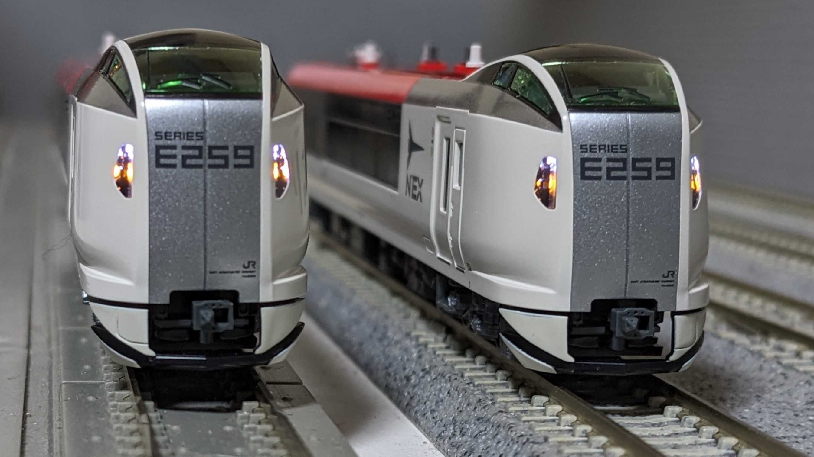 🔴入線 KATO 10-1933 E259系「成田エクスプレス」(ﾘﾆｭｰｱﾙｶﾗｰ) - 竹ノ塚