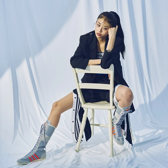 adidas Originalsのトレーニングシューズ「JAPAN」から派生した新