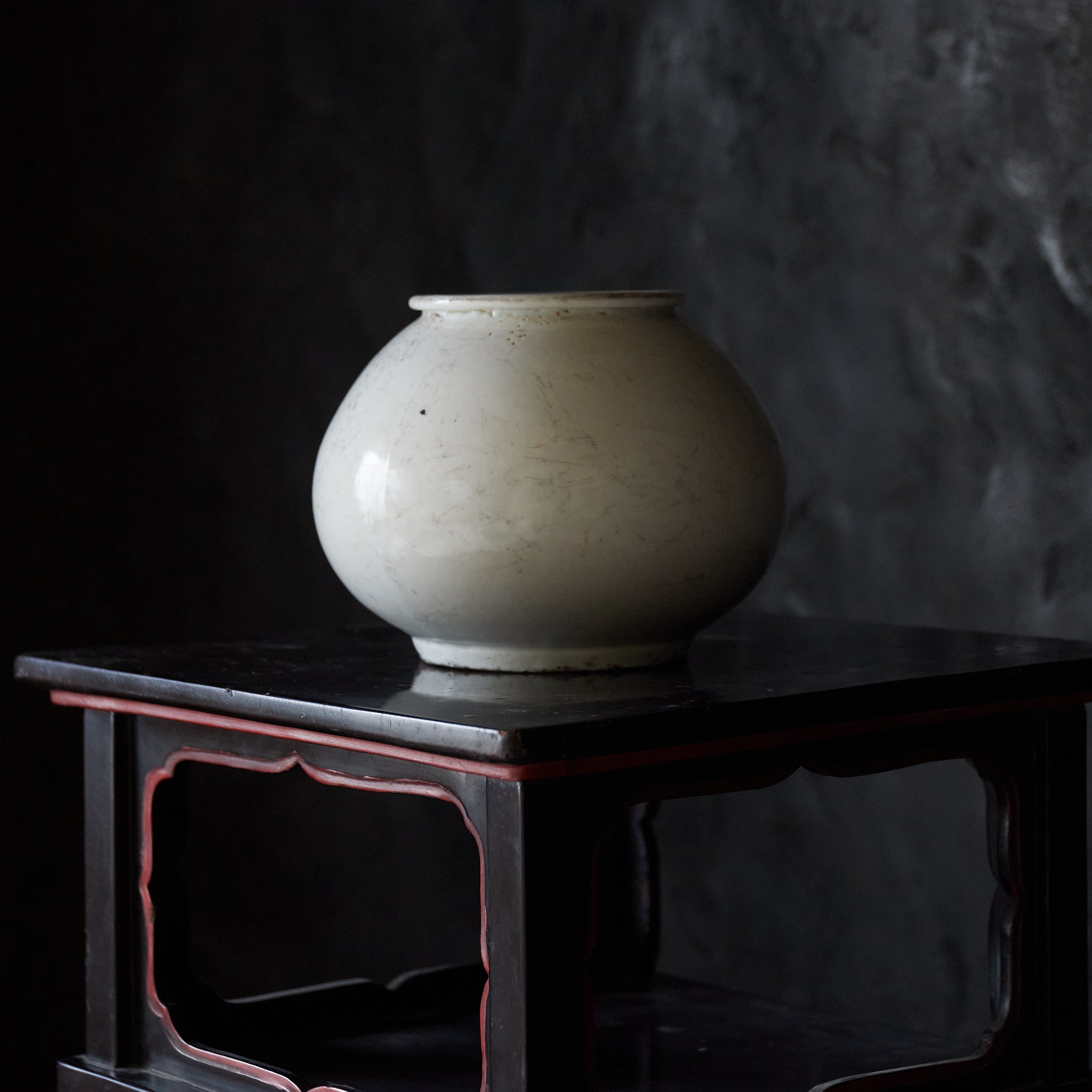 李朝 白磁丸壺（1392–1897CE） | 入蘆花（ロカニイル）