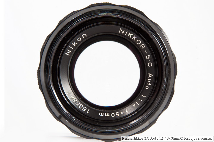 Review of Nikon Nikkor-SC Auto 1: 1.4 f = 50mm | Happy