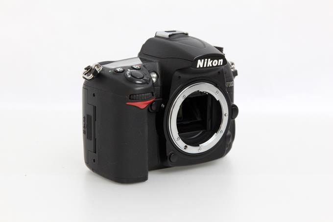 美品・ショット数5321回 ニコン Nikon D7000 ボディ 一部訳あり 価格