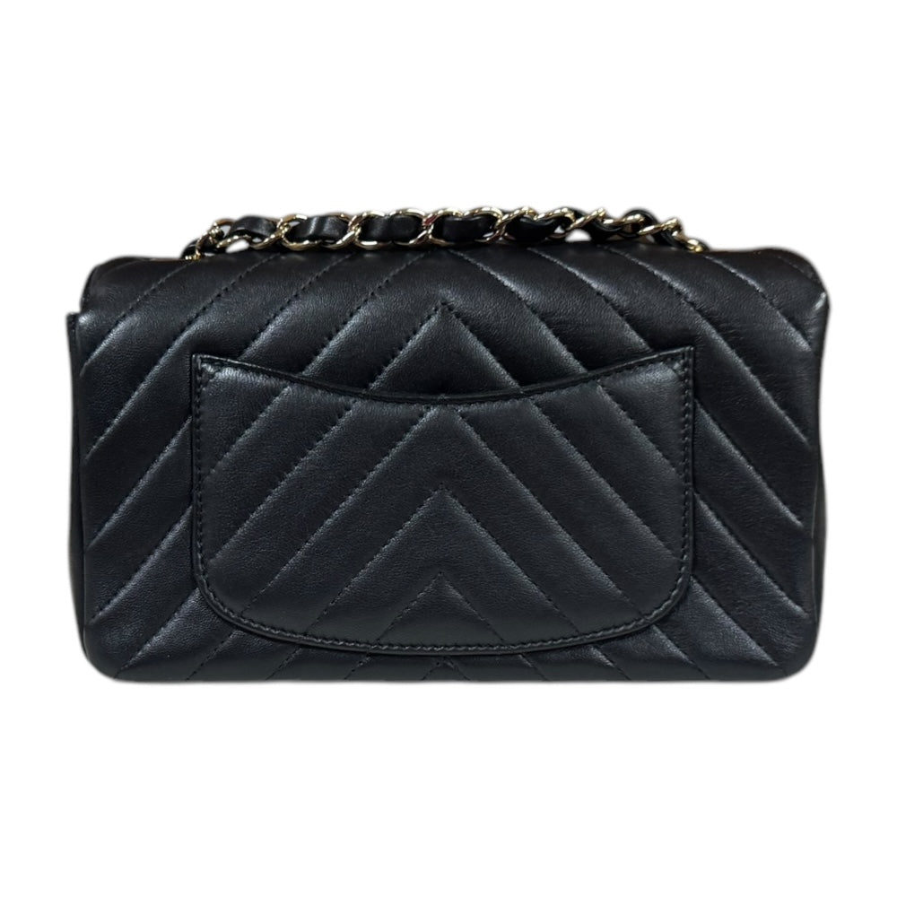 CHANEL シャネル Vステッチ ショルダーバッグ レザー ブラック