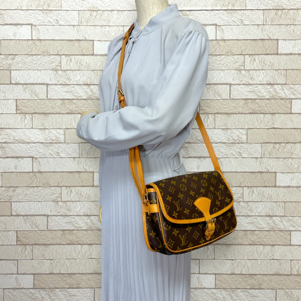 EARLYSUMMER20％】LOUIS VUITTON ルイヴィトン ソローニュ モノグラム