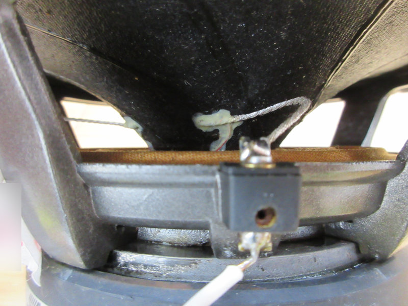 ALPINE Z18W ウーハー修理実例と価格（2024年6月修理） – レリック