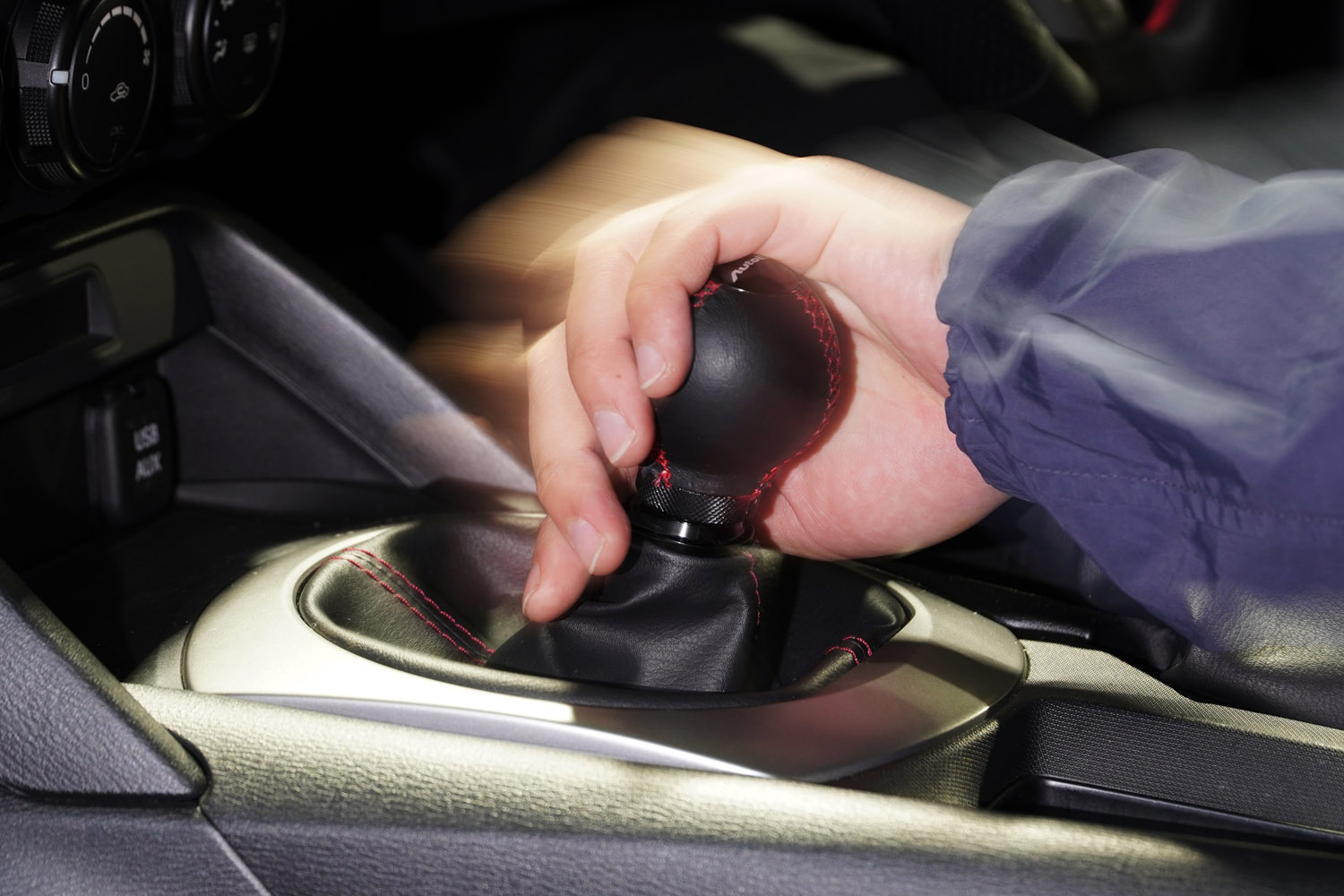 Auto Exe『ND ロードスター用クイックシフター』 - REVSPEED