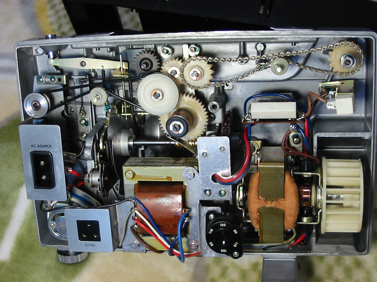 8mmシネマ：8mmシネ映写機復旧作戦