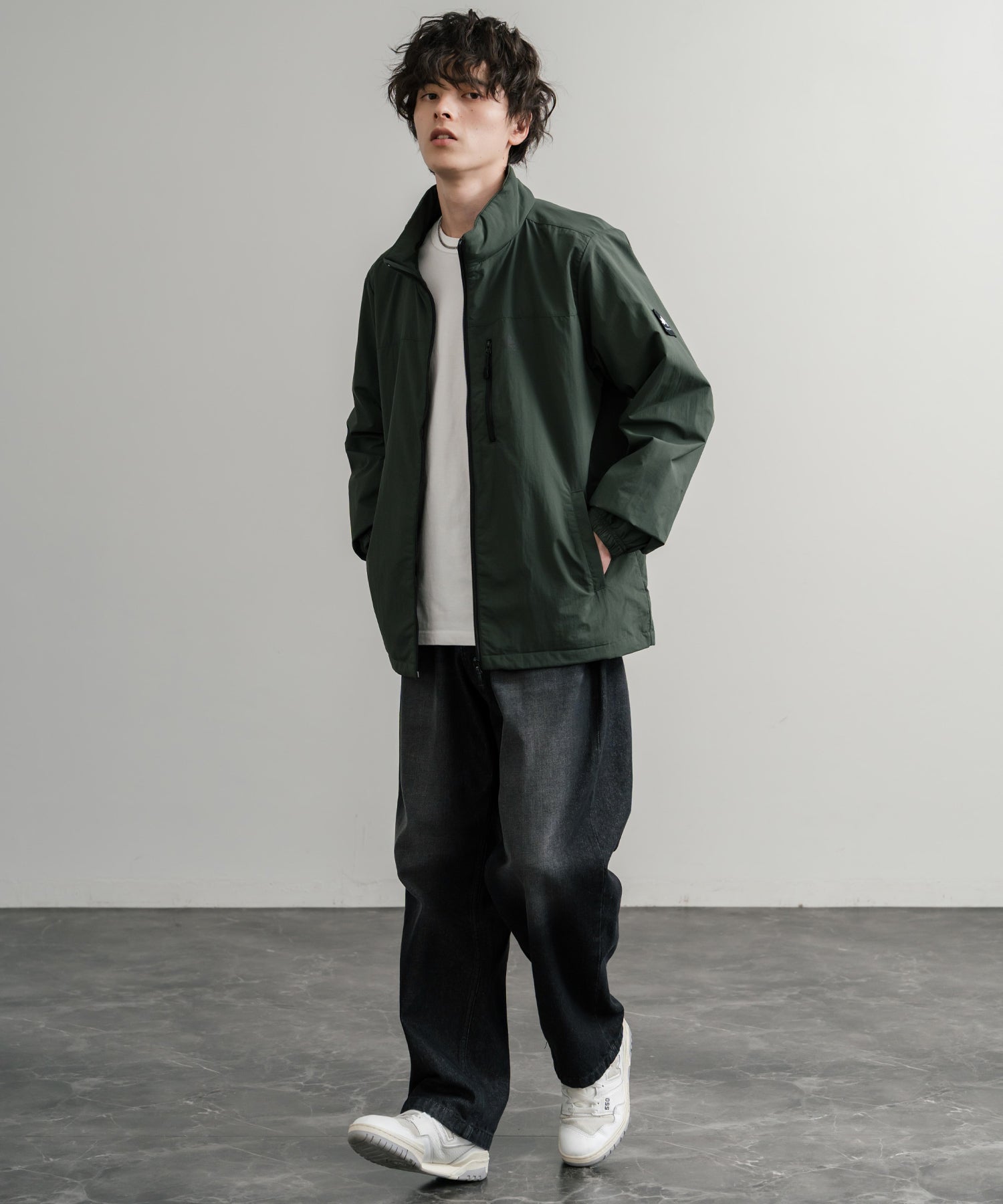 LOGOS ロゴス 撥水 裏タフタワンポイントロゴスタンドネックナイロン