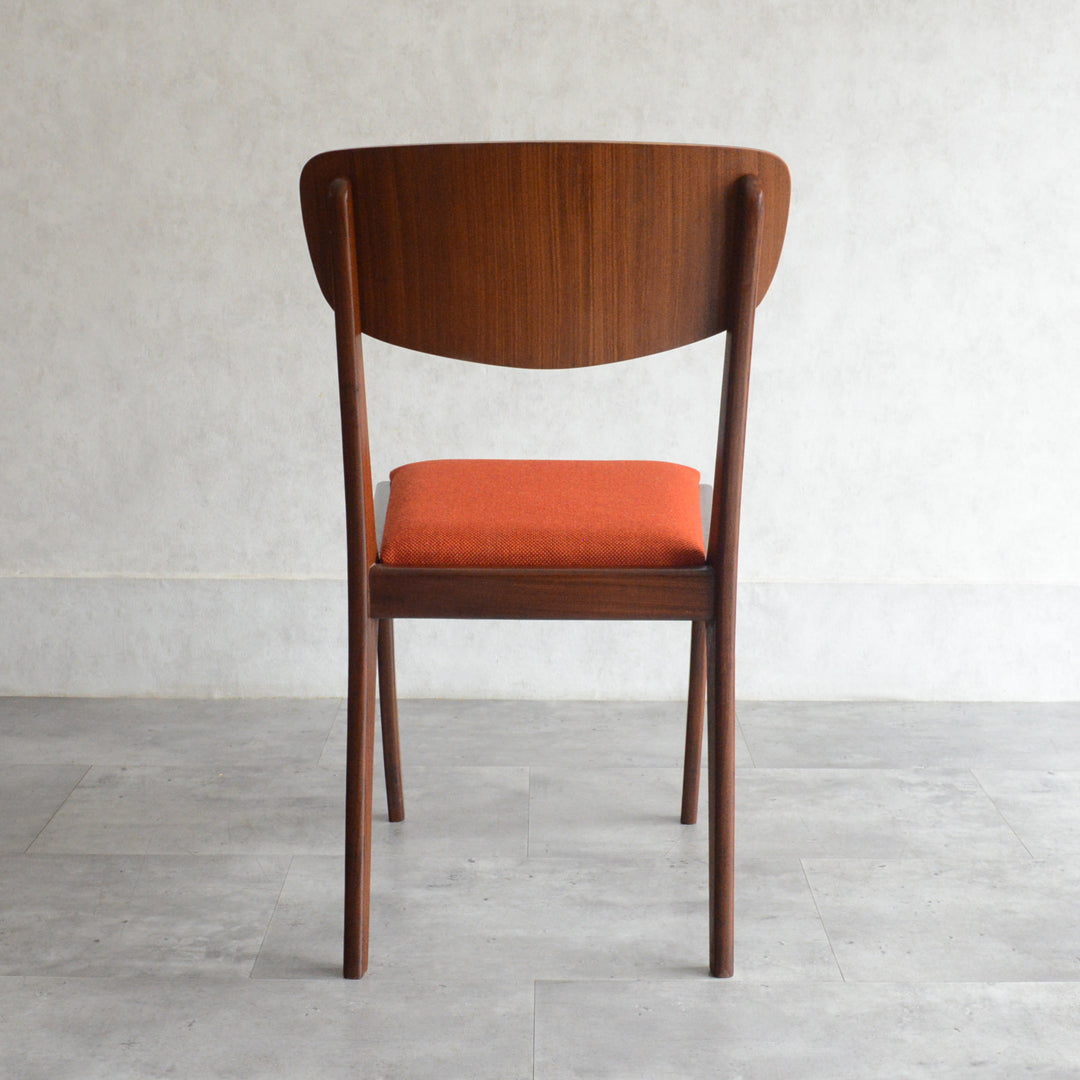 ヴィンテージ ダイニングチェア オレンジ04 – Rowan.inc