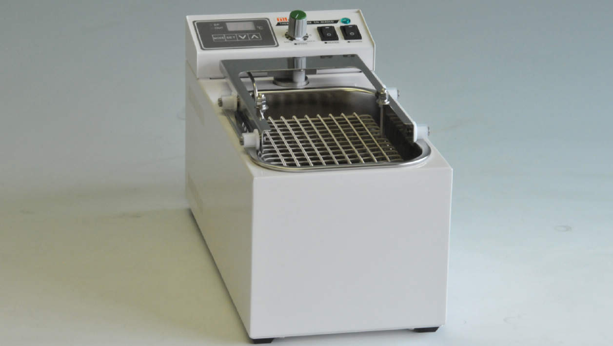 卓上型 振とう 振動 恒温槽 GTU-160S レトロ 50/60HZ 電動工具