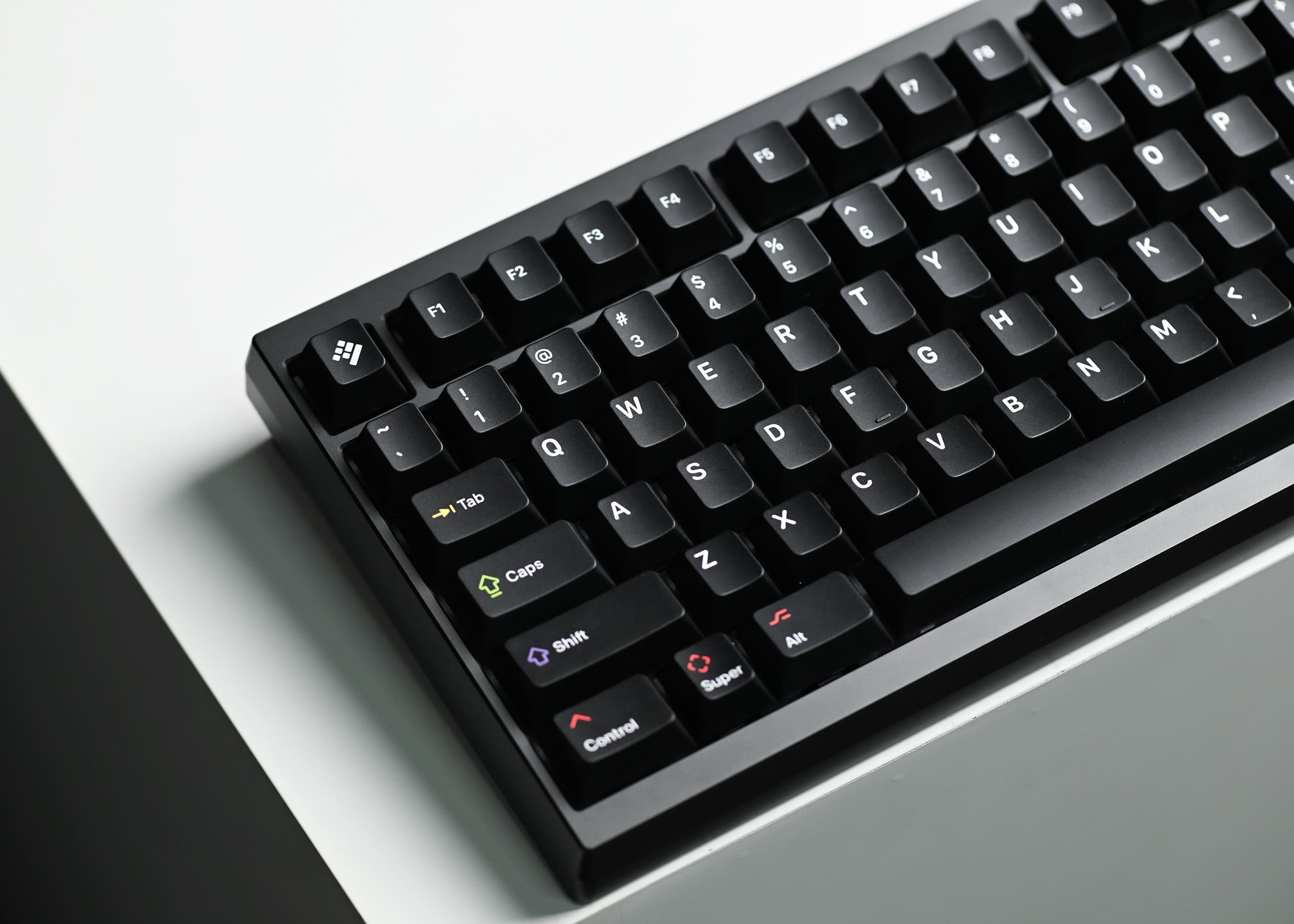 Keyreative KAP White on Black Doubleshot Cherry Profile キー