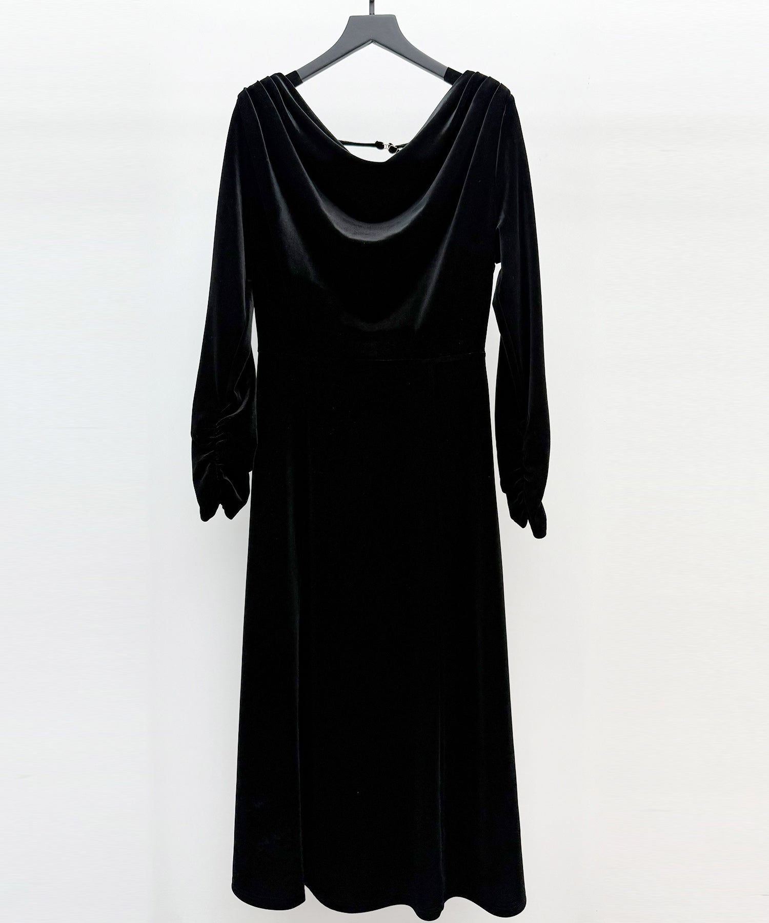 ドレープドネックのベロアワンピースsdp0337 ブラック – [公式]SAISON