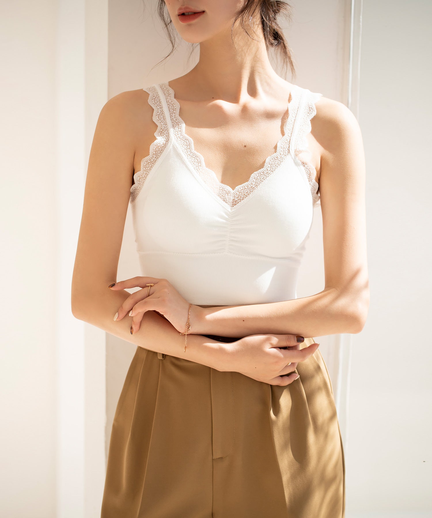 ミディ丈レースストラップブラトップtfqt6678 ホワイト – [公式]SAISON