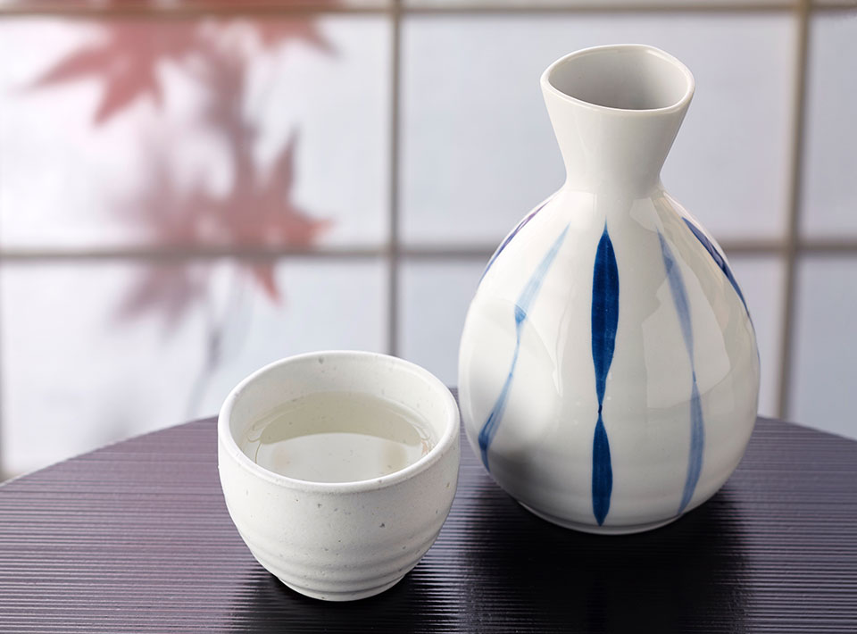 酒器によって日本酒の味が変わる！？奥深い酒器の世界へようこそ