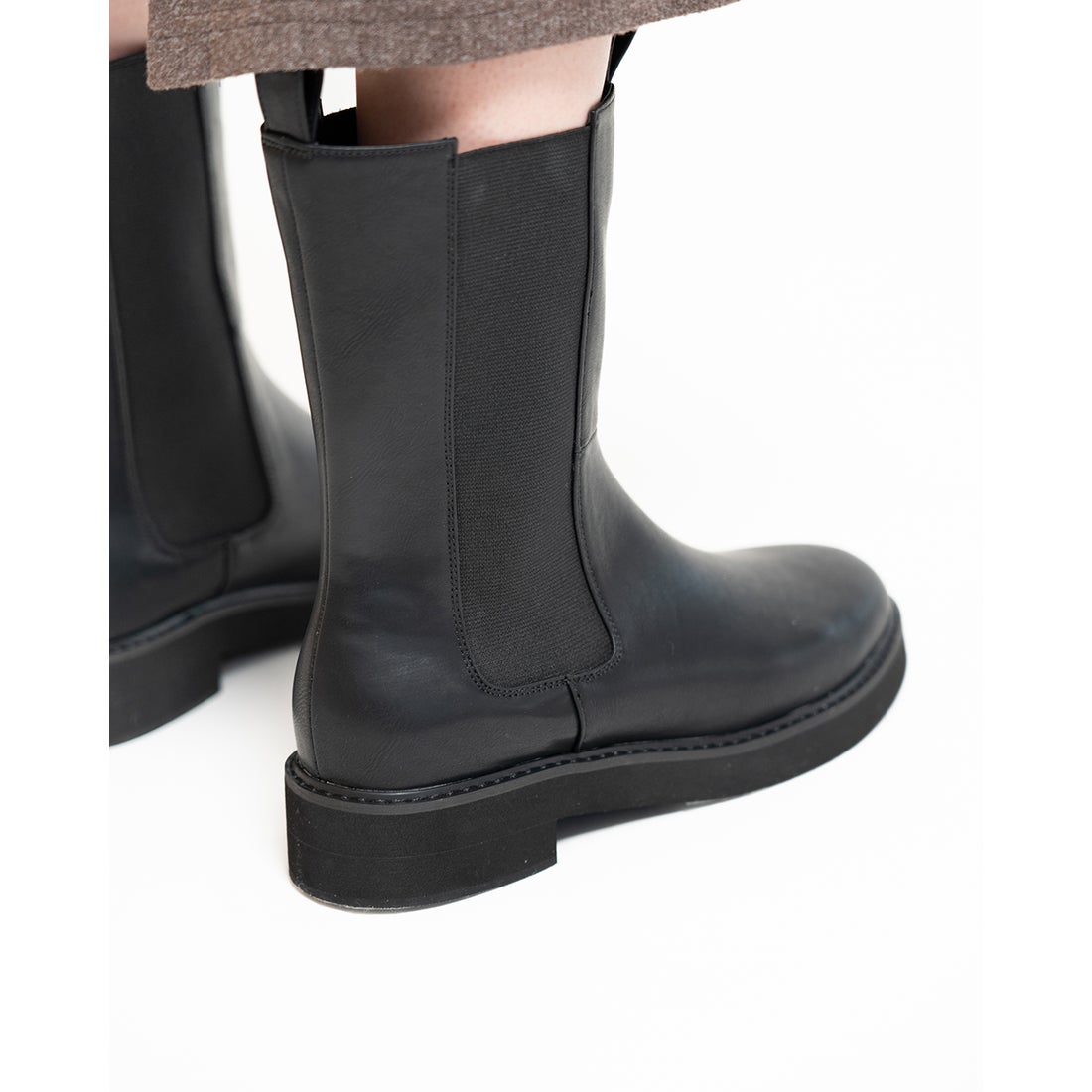 軽量ソール】サイドゴア ブーツ （ブラック スムース） -Emma Francis