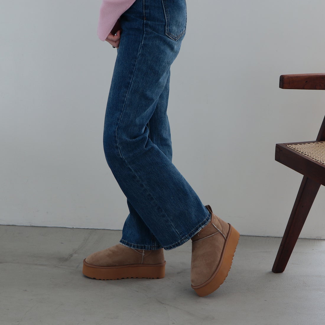 EVOL/イーボル】 ショート厚底ムートンブーツ IX5583 （キャメル