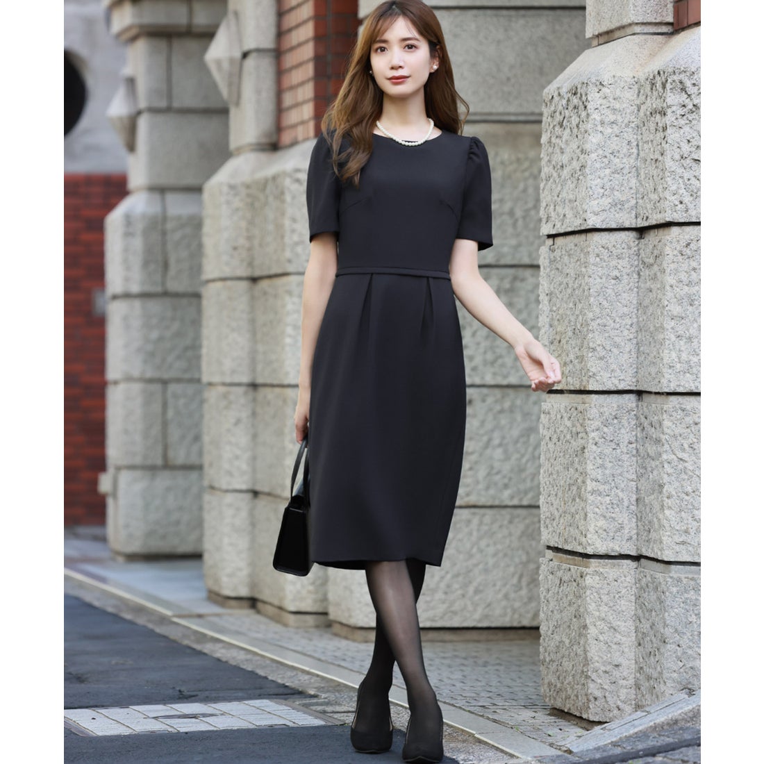 フロリア Flolia 【喪服 礼服】ノーカラーペプラムジャケット コクーン