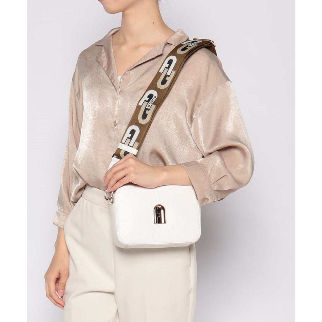 フルラ FURLA ◎即納◎【FURLA / フルラ】スリーク ミニ クロスボディ