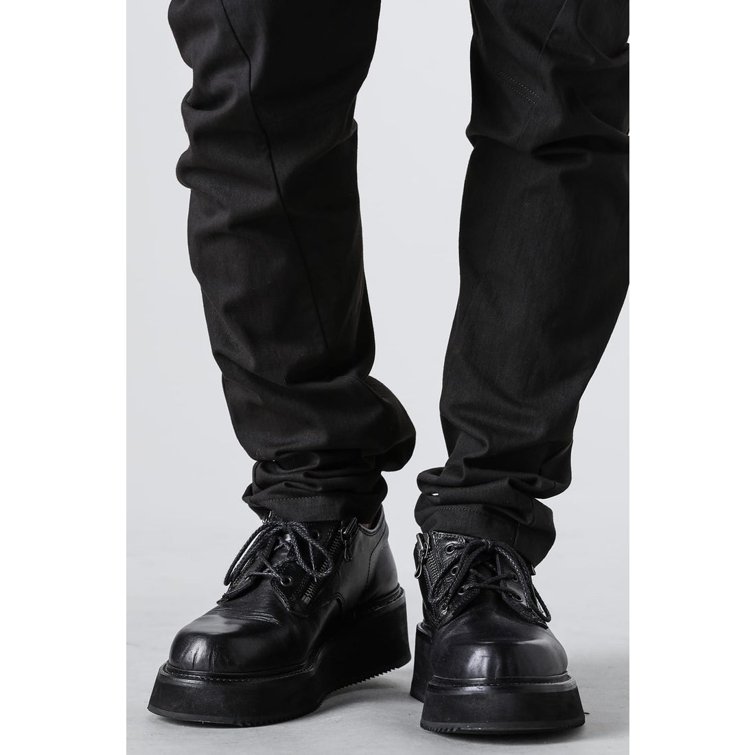 JULIUS Cow Skin Zip Derby Shoes （Black） - Osaka / Kyoto, -FASCINATE