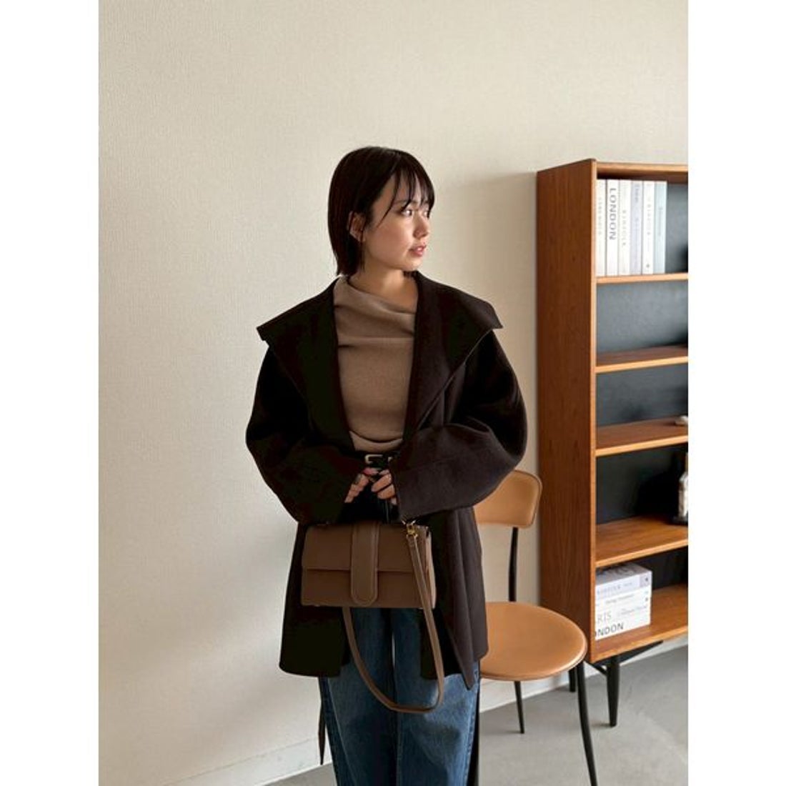 ミラ オーウェン Mila Owen 共ベルト付きビックカラーミディ丈コート