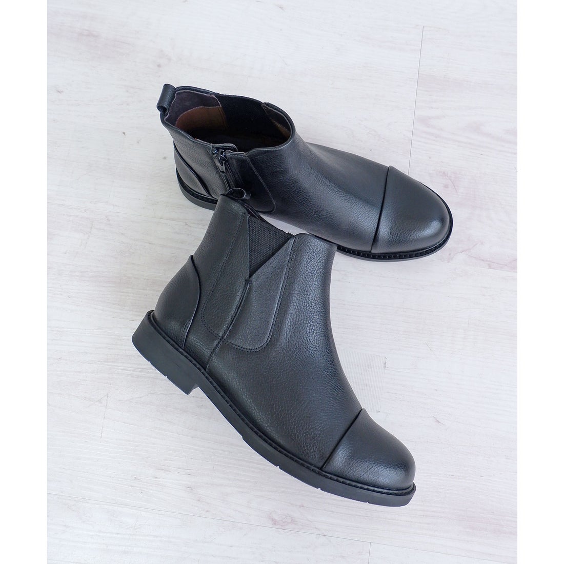 本革】 サイドゴアショートブーツ 6729 （ブラック） -モードカオリ