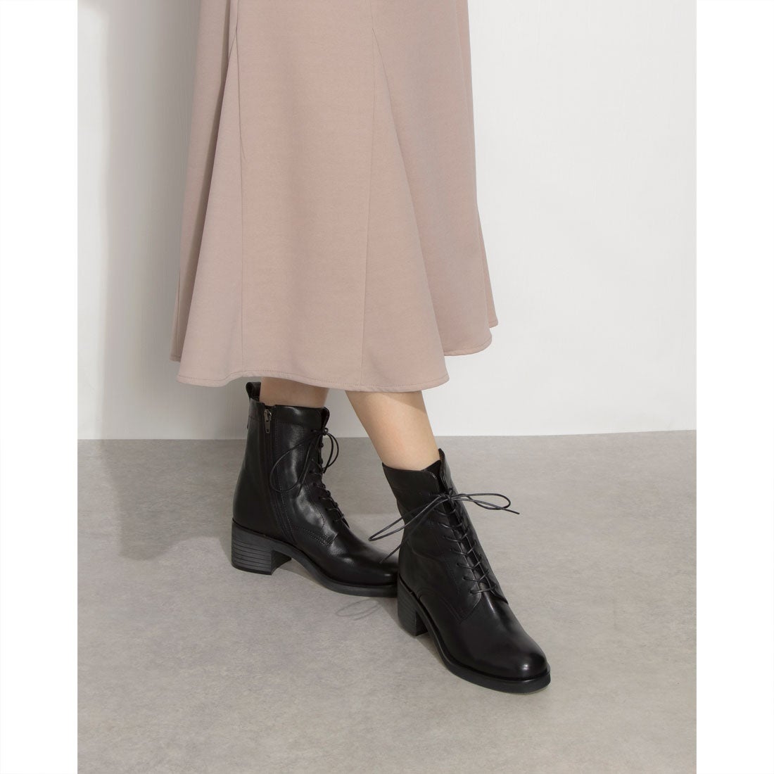 マーガレット・ハウエル アイデア MARGARET HOWELL idea レースアップ