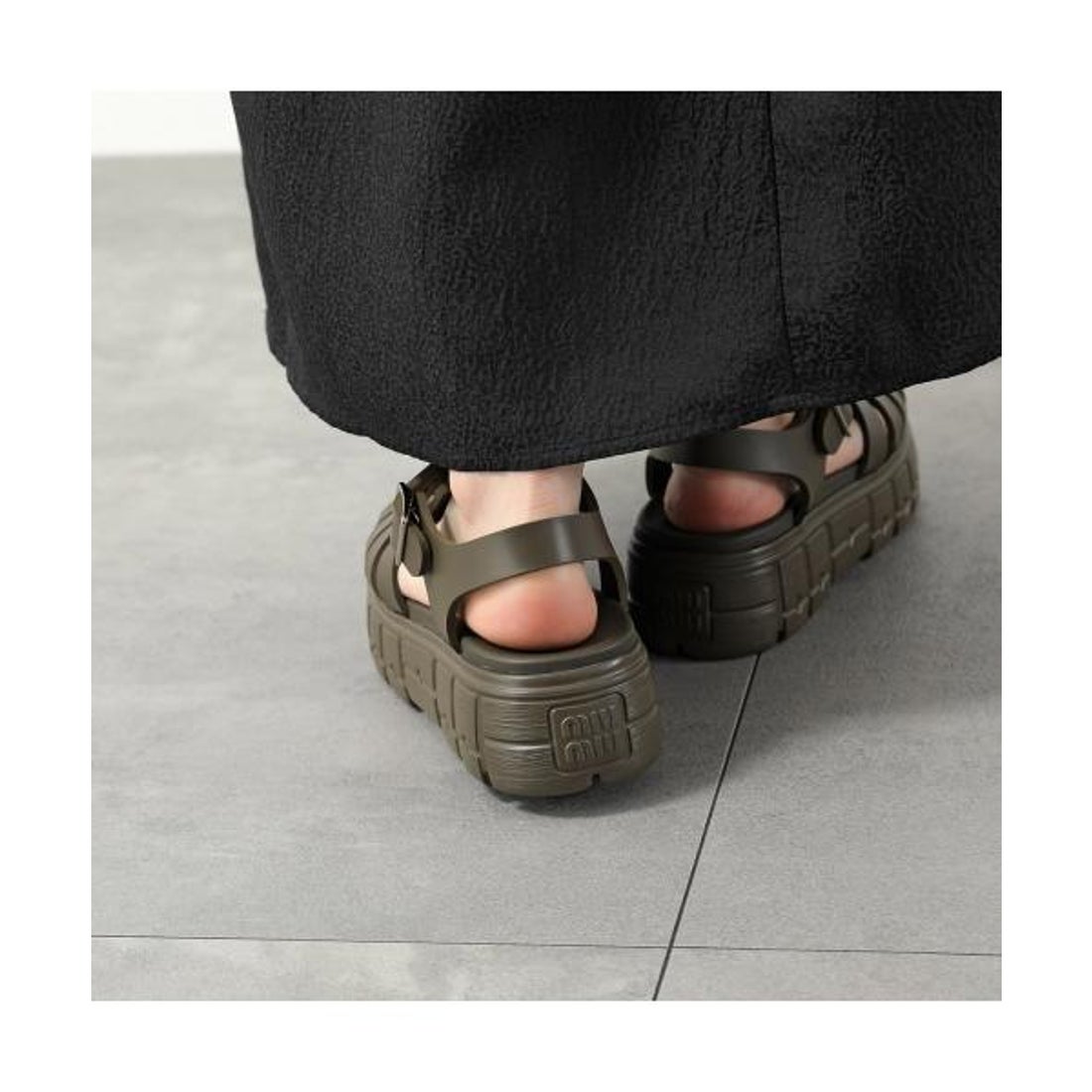 ミュウミュウ Miu Miu MIUMIU サンダル 5X140E 3LKK メタルバックル