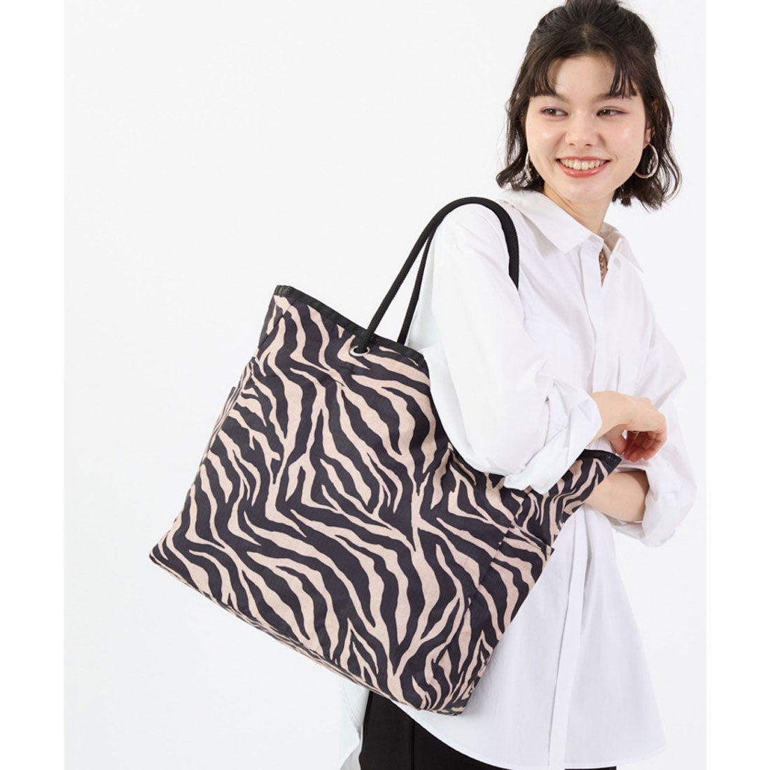 レスポートサック LeSportsac LARGE 2 WAY TOTE （ラフィアゼブラ
