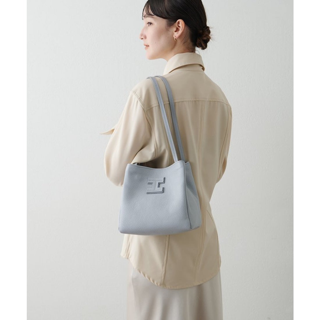 イアクッチ IACUCCI センティエーロ ミニトート CERVO （lightgrey