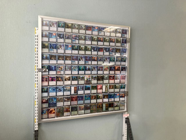 新製品】トレカ専用ショーケースSmart カードを並べてみました