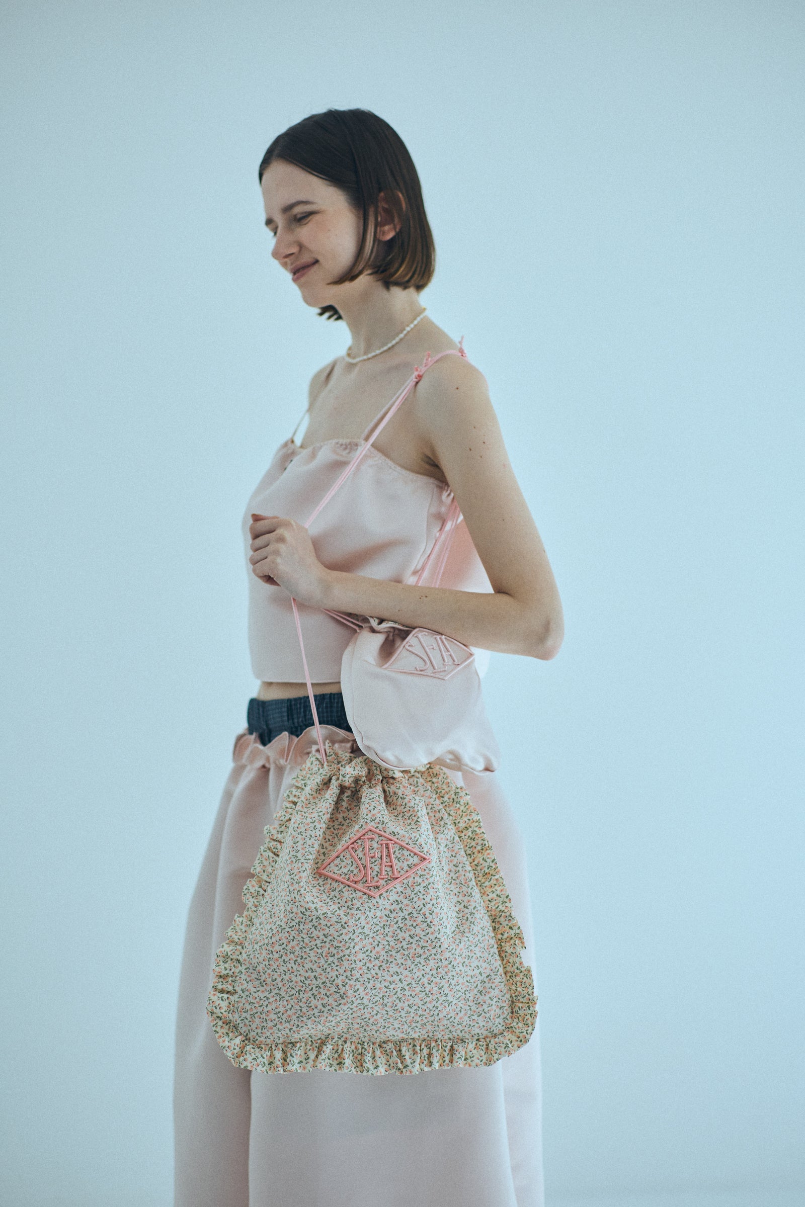 SEA REVERSIBLE SHOULDER BAG M