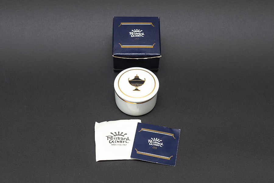 リチャード・ジノリ インペロ トリンケットボックスを買い取りました