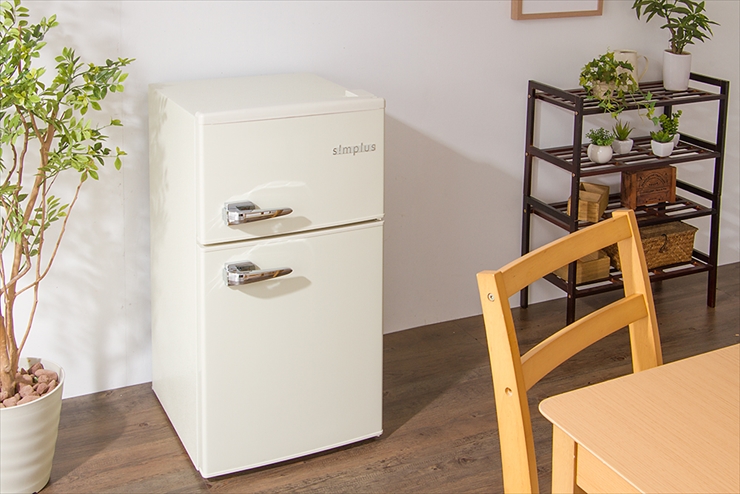 TVドラマで使用されました】2ドアレトロ冷蔵庫 85L SP-RT85L2