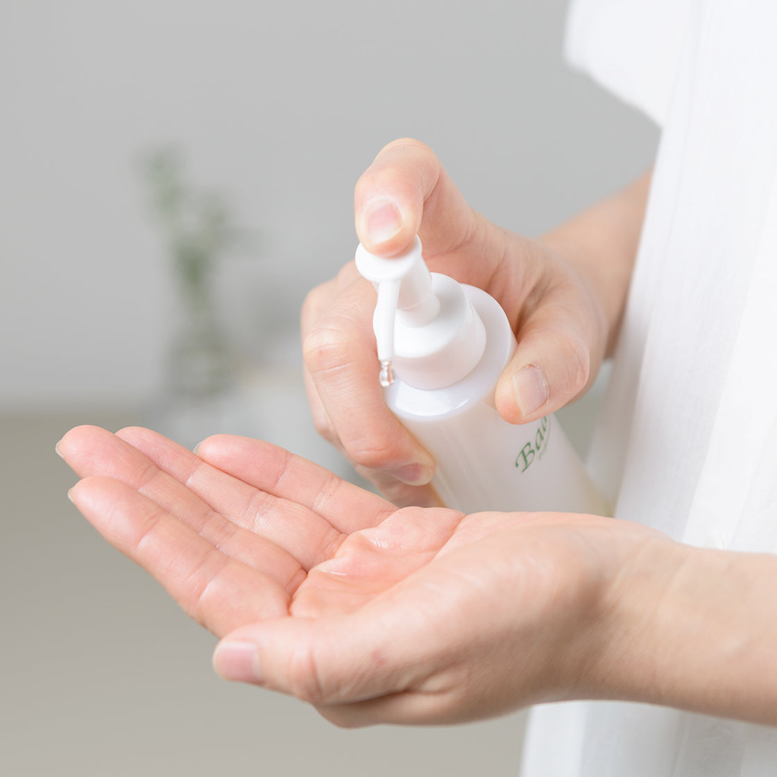 バーデンス エモリエントエッセンス ドライスキン 200ml – モア