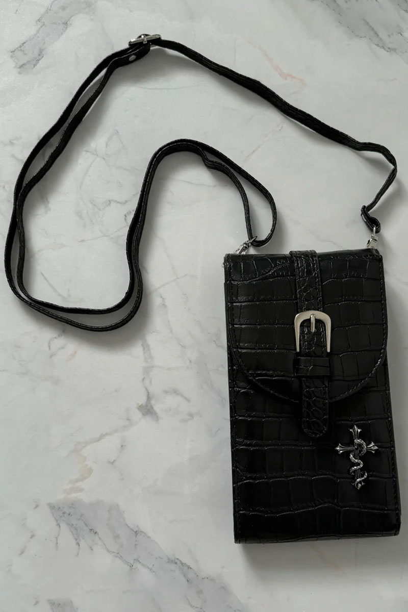 gibous (ギボス) snake cross smartphone shoulder bag / ロック