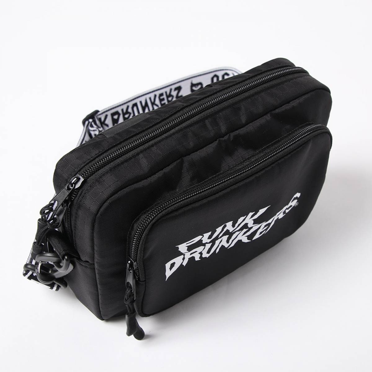 PUNK DRUNKERS (パンクドランカーズ)ギザロゴショルダーBAG - BLACK