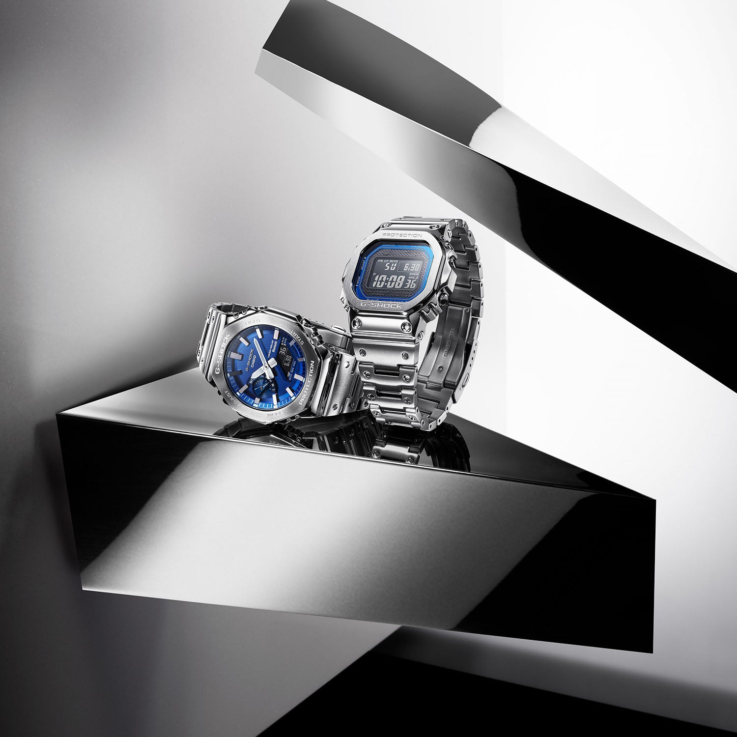 Gショック】フルメタル / スマートフォンリンク＆電波ソーラー / GMW