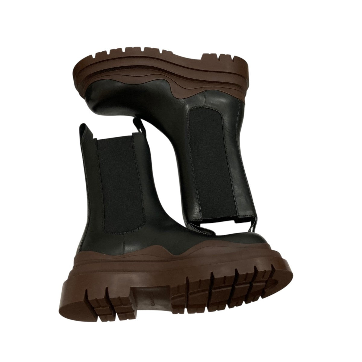 BOTTEGA VENETA(ボッテガヴェネタ) タイヤ チェルシーブーツ 630297