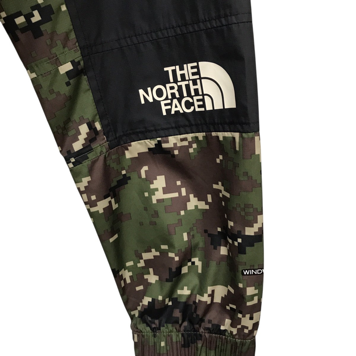 THE NORTH FACE(ザノースフェイス) 迷彩ジャケットNF0A3RYS NF0A3RYS