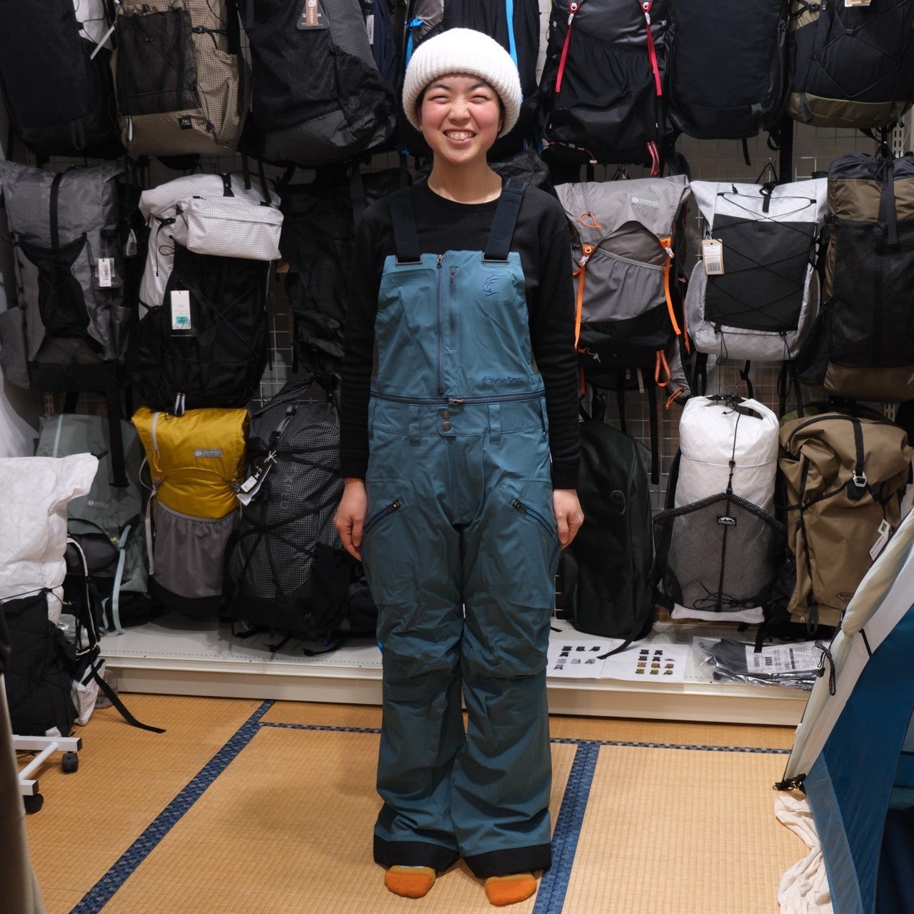 TB Pant W's（ハードシェルパンツ/取り外し可能なビブタイプ）【Teton