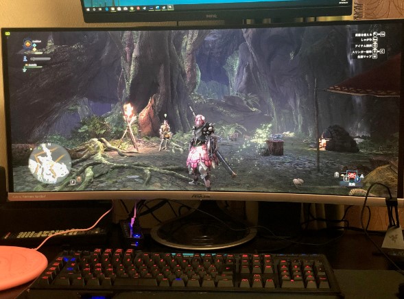 ASUS湾曲ウルトラワイドモニター34型MX34VQの使用感や感想レビュー