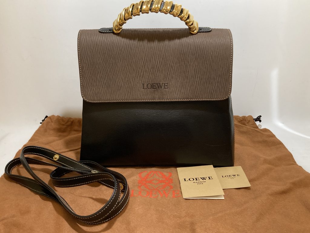 LOEWE ロエベ ベラスケス ショルダーバッグ ツイスト金具 ブルー