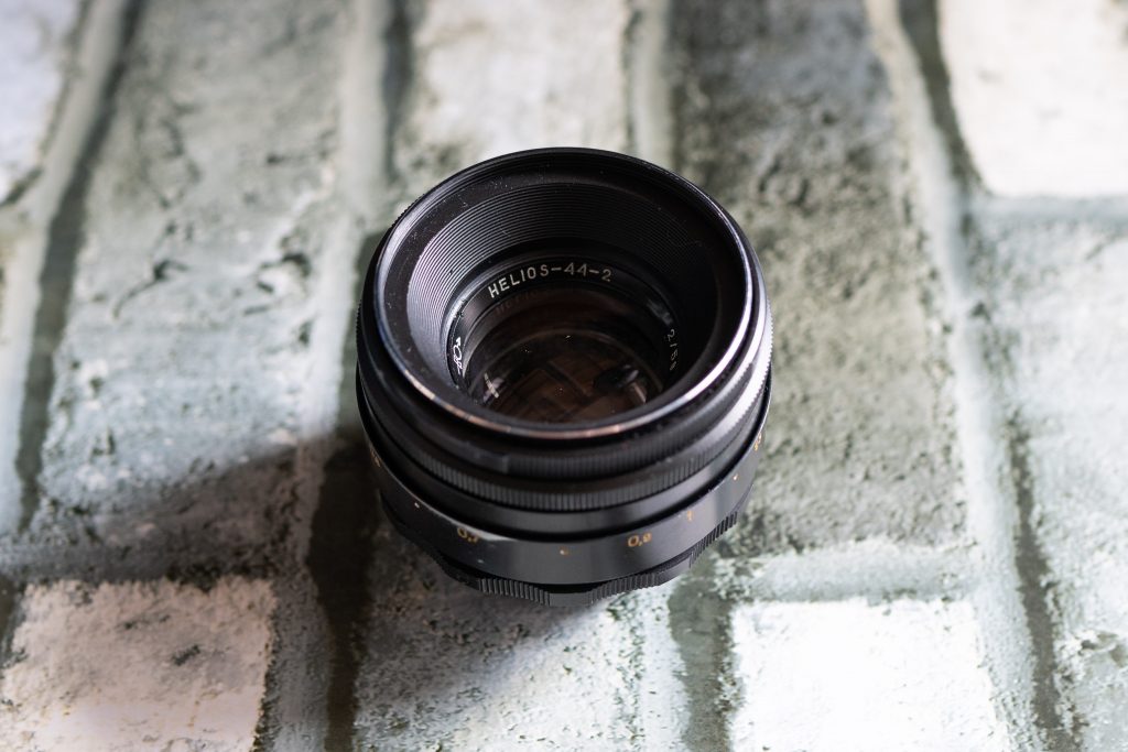 ぐるぐるボケが印象的！オールドレンズ「Helios-44-2 58mm F2
