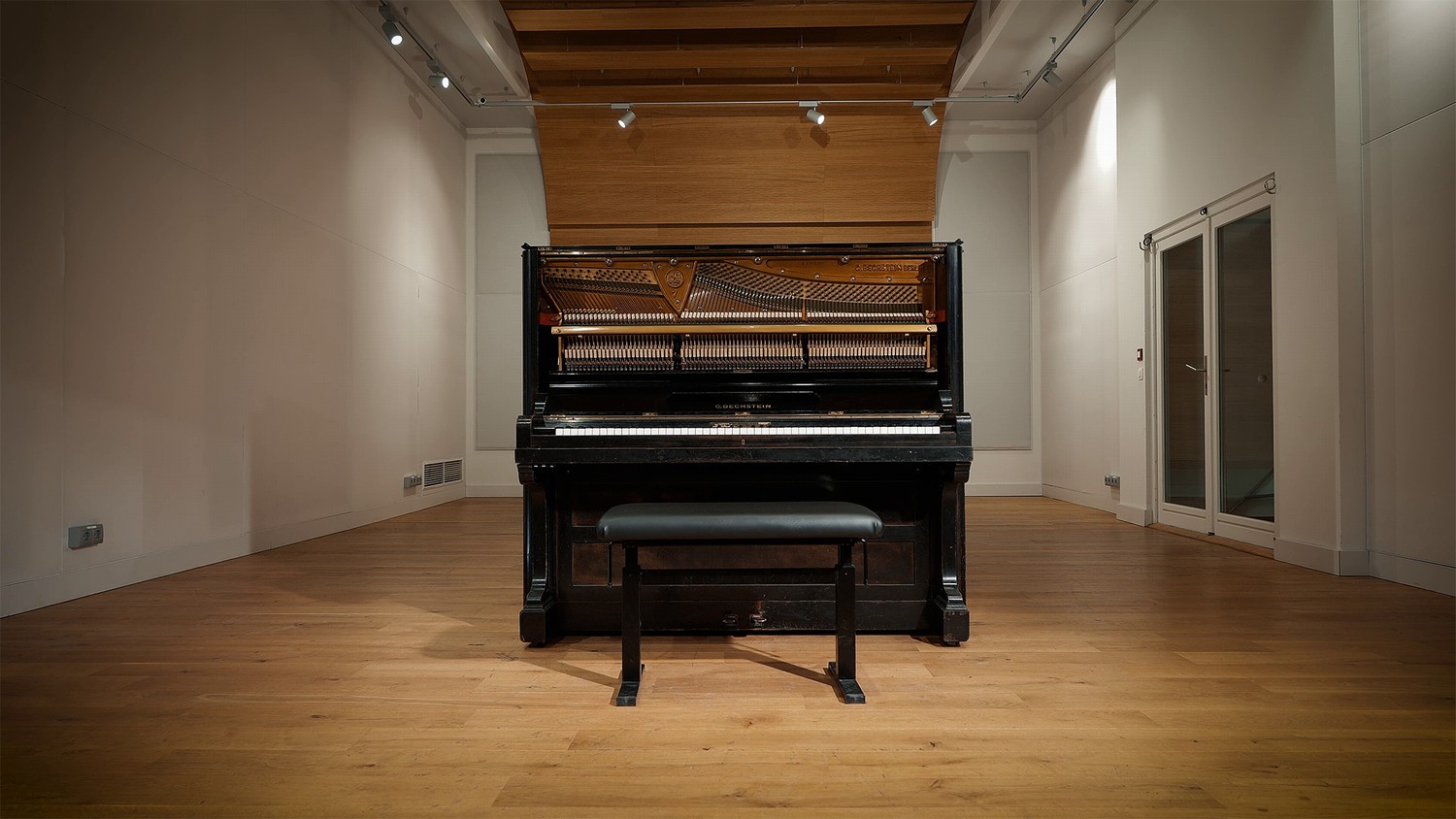 ソフト音源 「STUDIO GERMAN UPRIGHT 1904」 | SONICWIRE