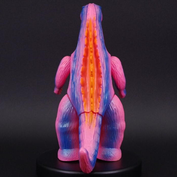 ブルマァクの「ゴジラ」が眩しいピンク成型になって新登場！ | sofvi.tokyo