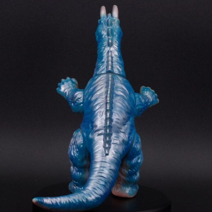 ブルマァクの「キングザウルス三世」が「ポスターカラー」で復活