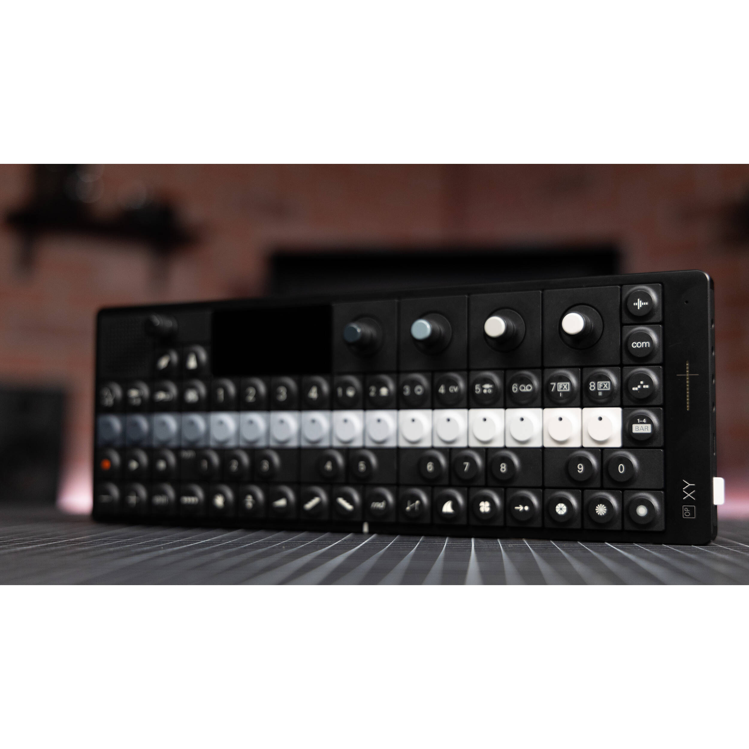 Teenage Engineering OP-XY | Synthesizers | Soundium