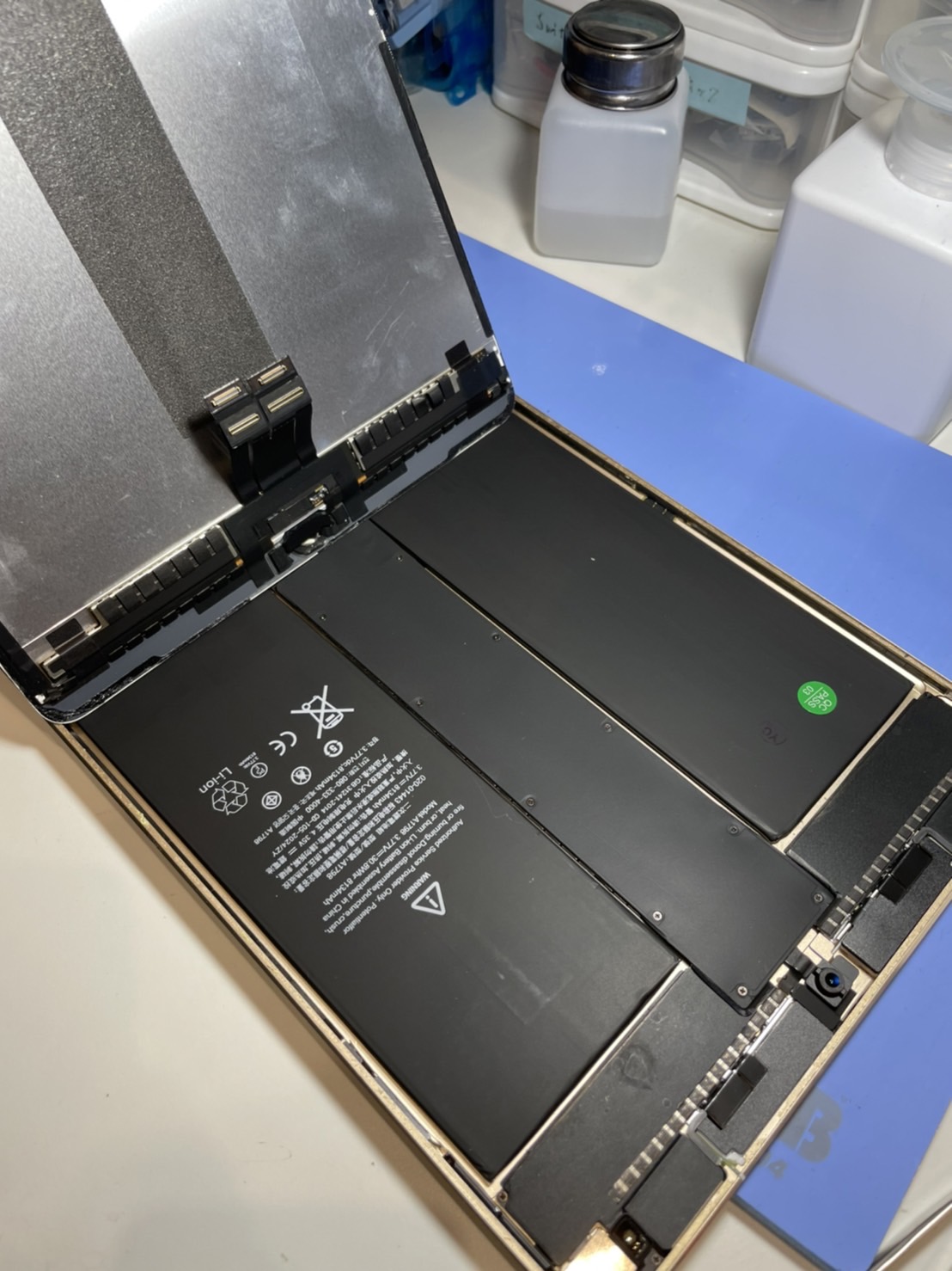 則武新町店】iPadPro10.5インチのバッテリー交換【西区からご来店