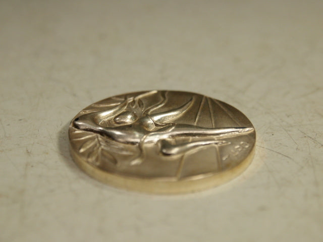 1972年 ミュンヘンオリンピック 記念銀メダル 岡本太郎 – smileantiques