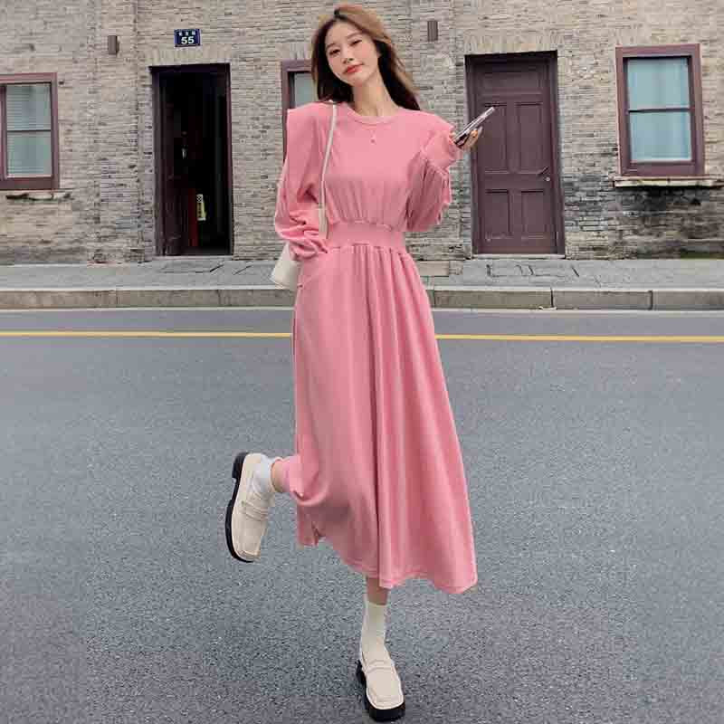 ピンクスウェット長袖Aラインワンピース（ピンク）春 春の訪れを感じる